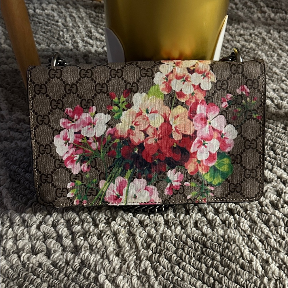Gucci Tan Floral Shoulder Bag - Picture 5 of 6